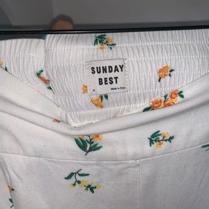 Sunday’s best Aritzia flowy pants
